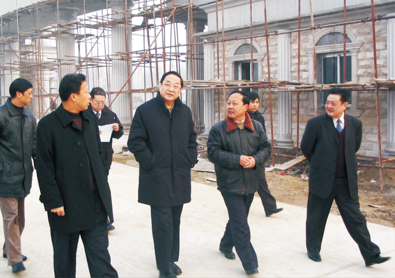 2005年1月14日，中共中央政治局委員、湖北省委書記俞正聲來公司調(diào)研